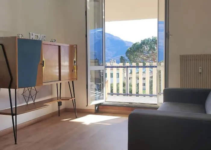 Terrazza Silvio Beautiful View 아파트 *