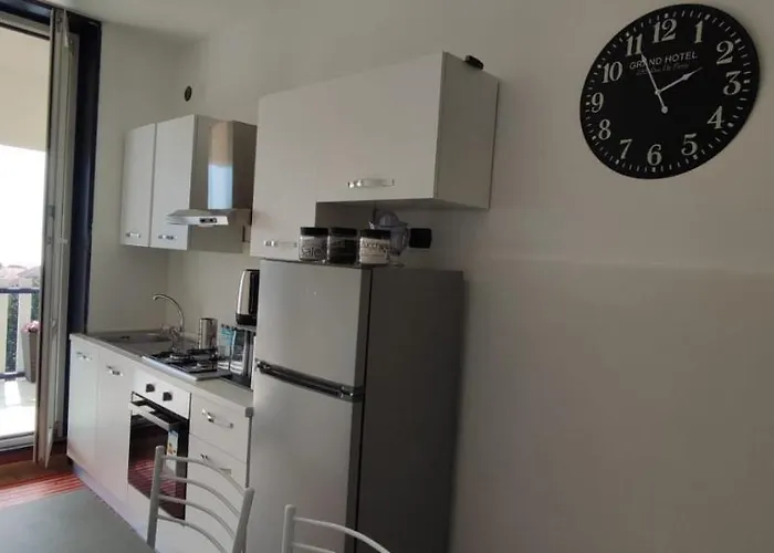 아파트 Terrazza Silvio Beautiful View 도마소